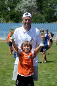 13475093_10208369314983932_7063531182662835990_o