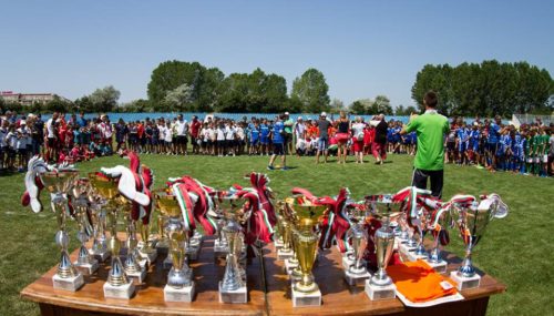 19260249_1899633500324357_4050532586146033649_n